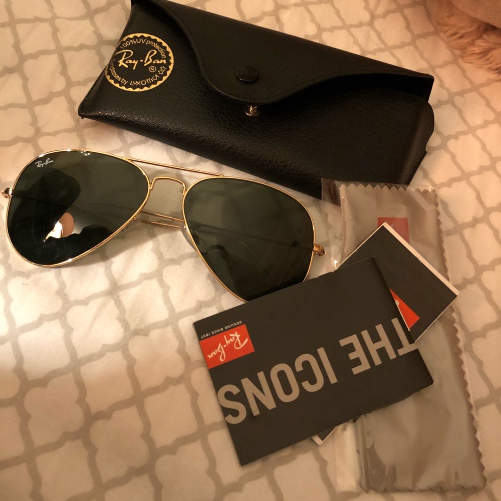 Ray-Ban Aviator Sunglasses - Picture 3 of 3